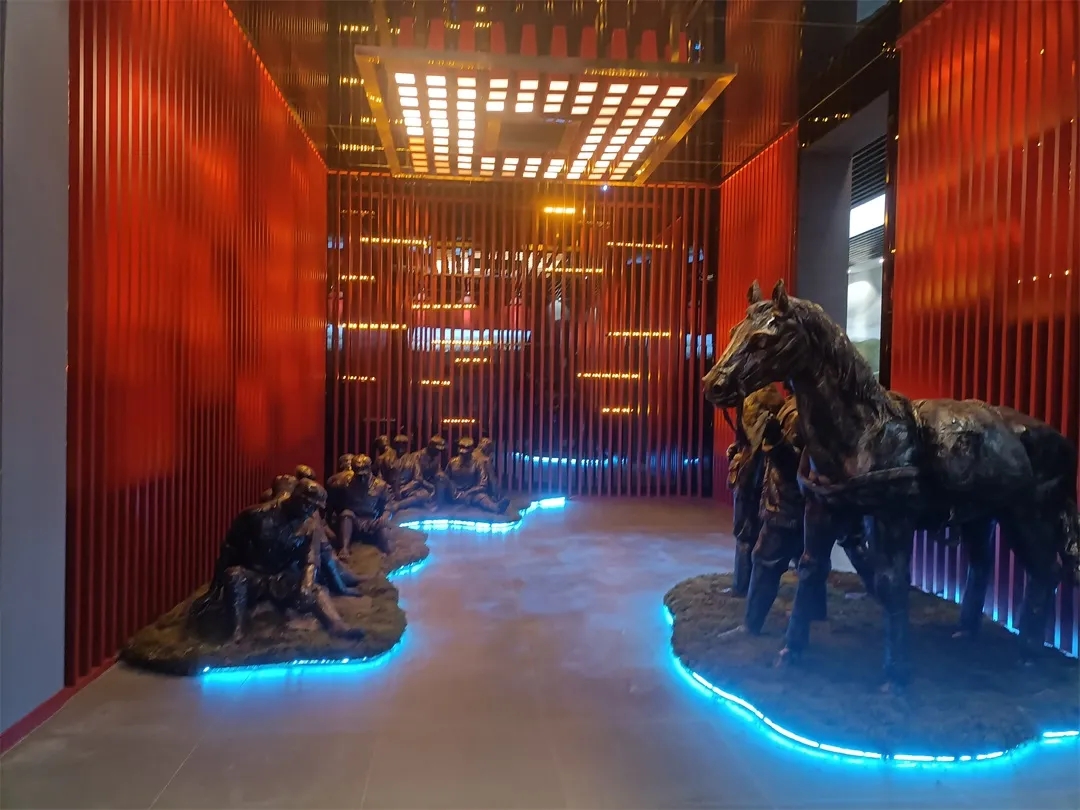 若爾蓋縣“勝利曙光”展陳館-700英烈 若爾蓋縣“勝利曙光”展陳館-700英烈.jpg