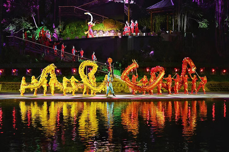 內(nèi)江：川南首部大型山水實(shí)景演出《遇見(jiàn)威遠(yuǎn)》正式上演，助力威遠(yuǎn)創(chuàng)建天府旅游名縣！