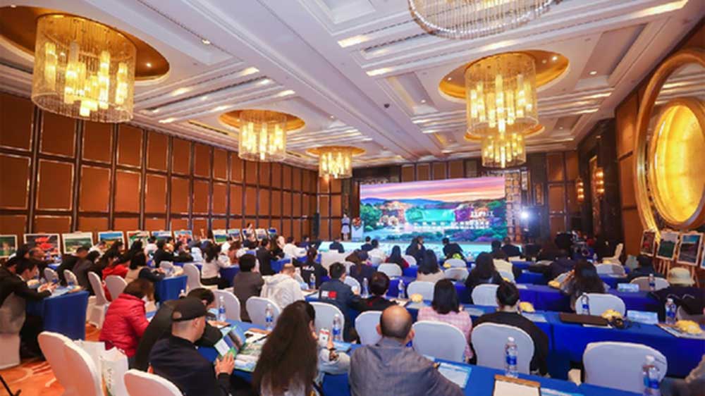 黑龍江：2023年黑龍江夏季旅游推介會(huì)在重慶舉行，推動(dòng)兩地合作共贏和高質(zhì)量發(fā)展！