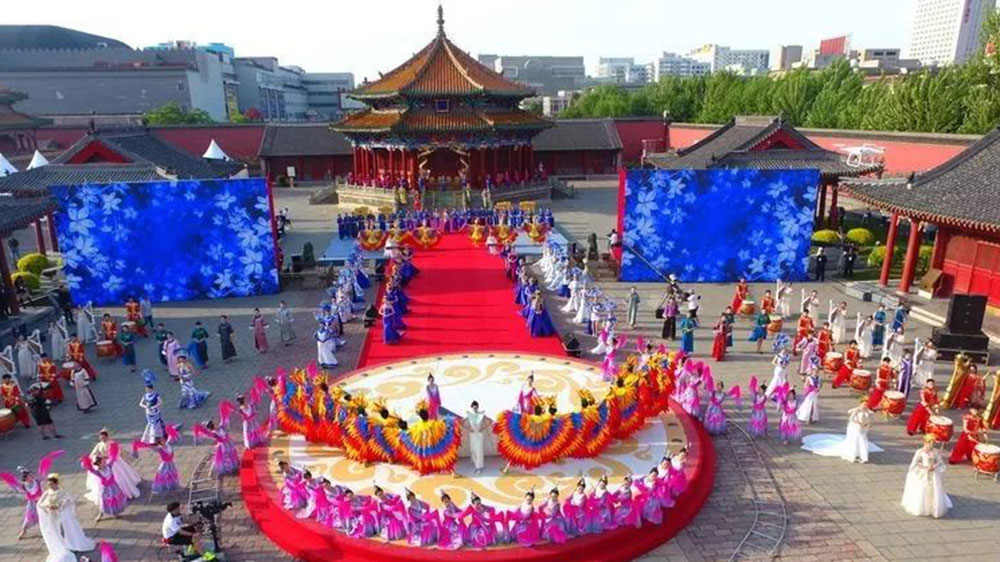 往屆沈陽(yáng)旗袍文化節(jié)現(xiàn)場(chǎng) 往屆沈陽(yáng)旗袍文化節(jié)現(xiàn)場(chǎng).jpg