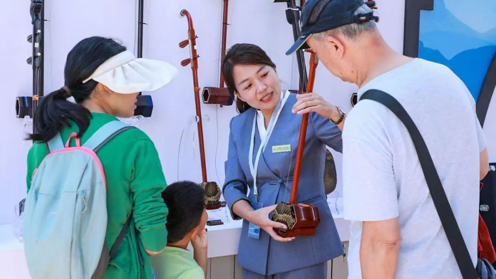 戲曲行業(yè)展示交易會 戲曲行業(yè)展示交易會.jpg